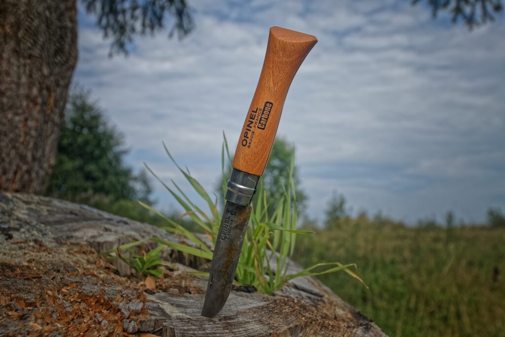 Terroir-Artisan - Le couteau opinel : création, histoire, fabrication et marque