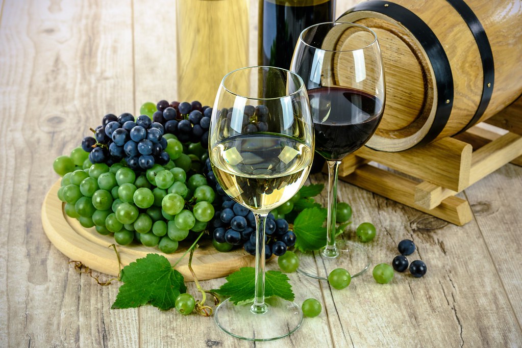 Terroir-Artisan - Été 2022 : vin rosé, vin blanc, vin rouge… Lesquels fait-il mieux de choisir ?