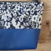 Terroir-Artisan Entre Mer et Bélon Trousse à Maquillage Bleu et Fleurs côté
