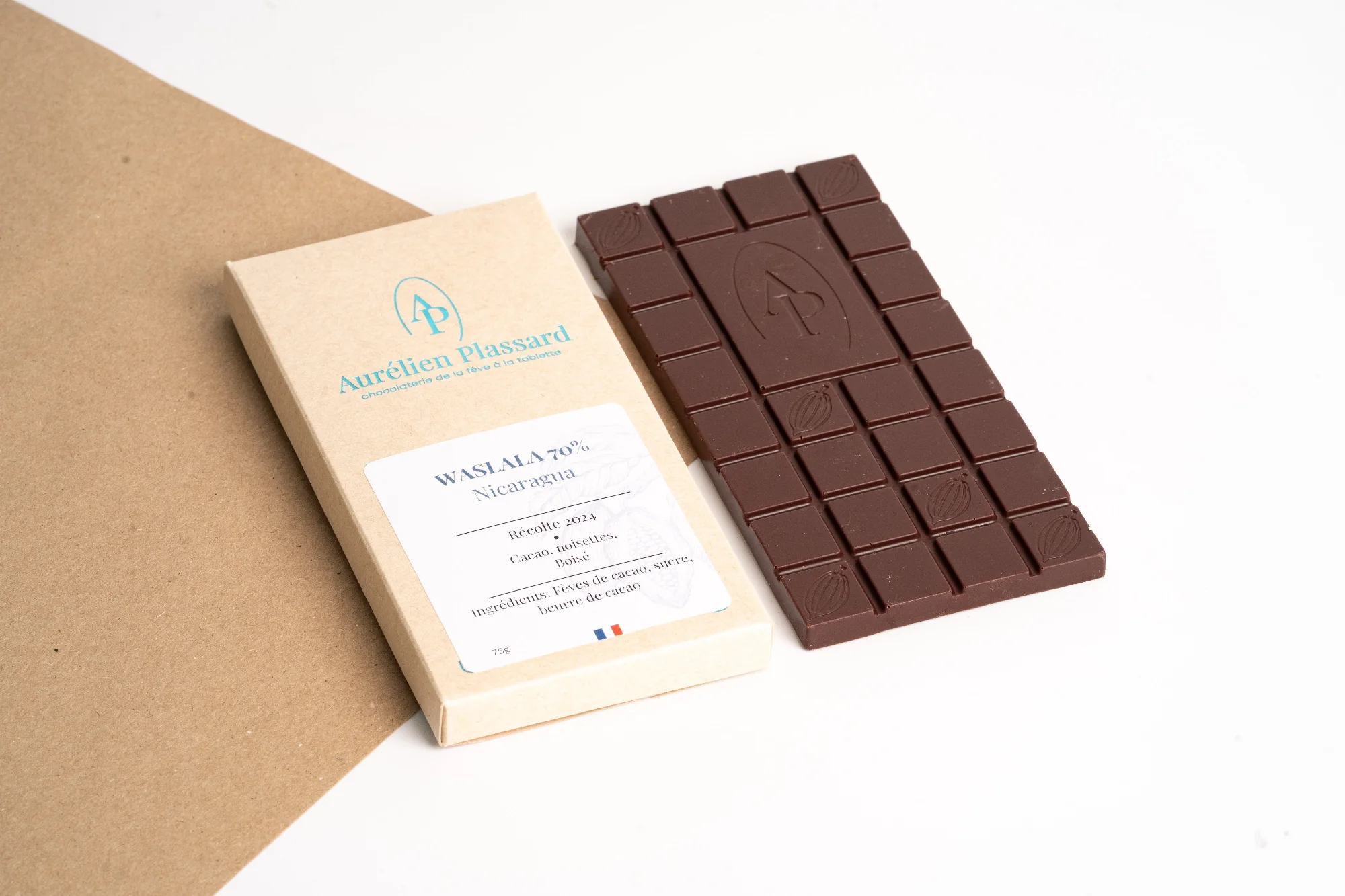 Tablette chocolat noir 66 % poivre de Kampot IGP au sel – 75 g